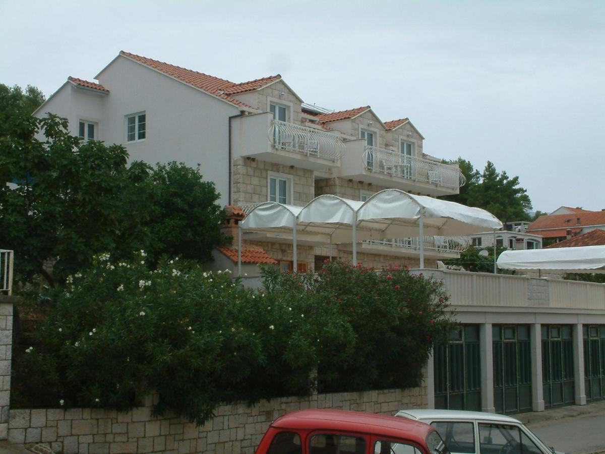 Apartments And Rooms By The Sea Lumbarda, Korcula - 13626 Buitenkant foto