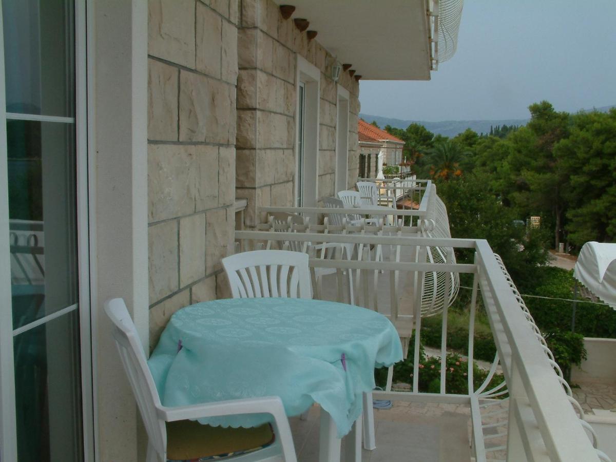 Apartments And Rooms By The Sea Lumbarda, Korcula - 13626 Buitenkant foto