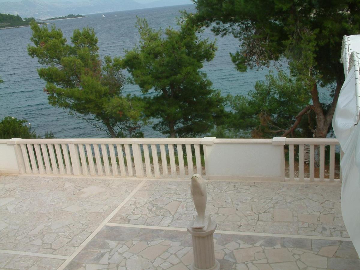 Apartments And Rooms By The Sea Lumbarda, Korcula - 13626 Buitenkant foto